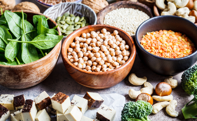 Taller presencial de Alimentación  Consciente y Cambios Hormonales en mujeres +40 en enero 2025. 18ª edición